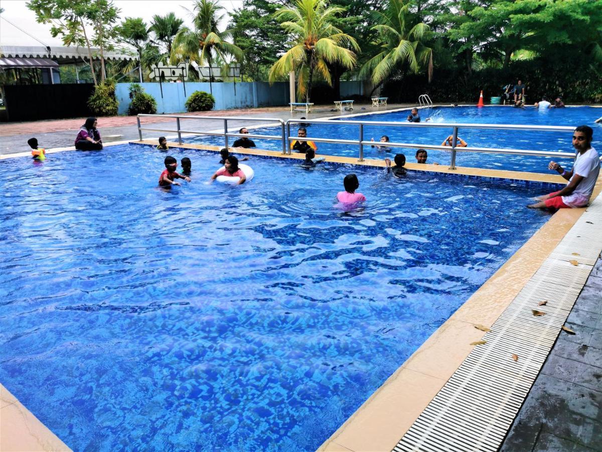 B - Lagoon Water Themepark Suite Melaka Town Eksteriør bilde