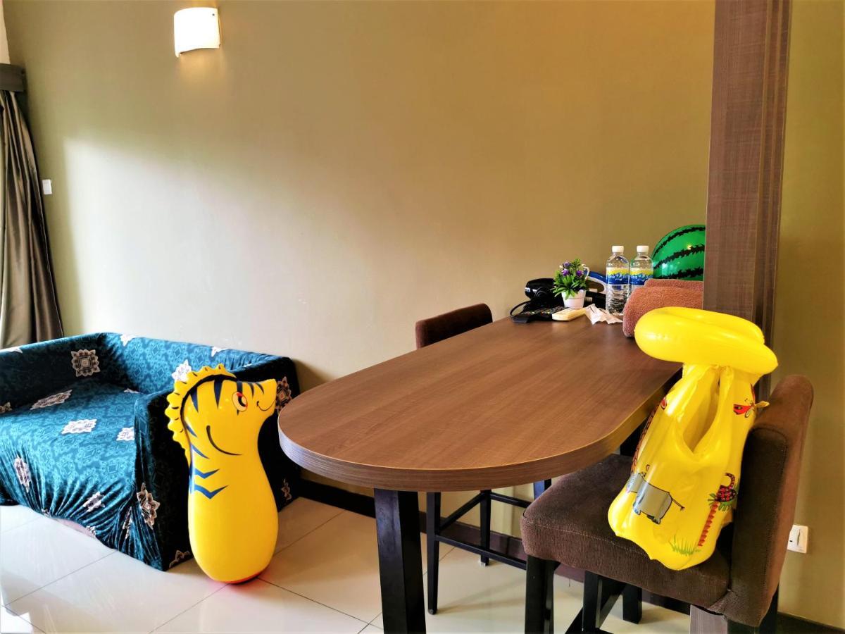 B - Lagoon Water Themepark Suite Melaka Town Eksteriør bilde